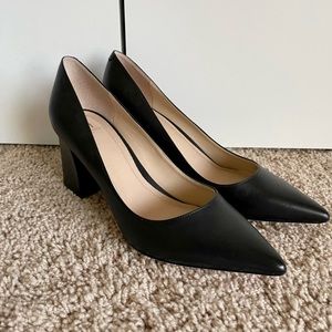 Marc Fisher Black pumps